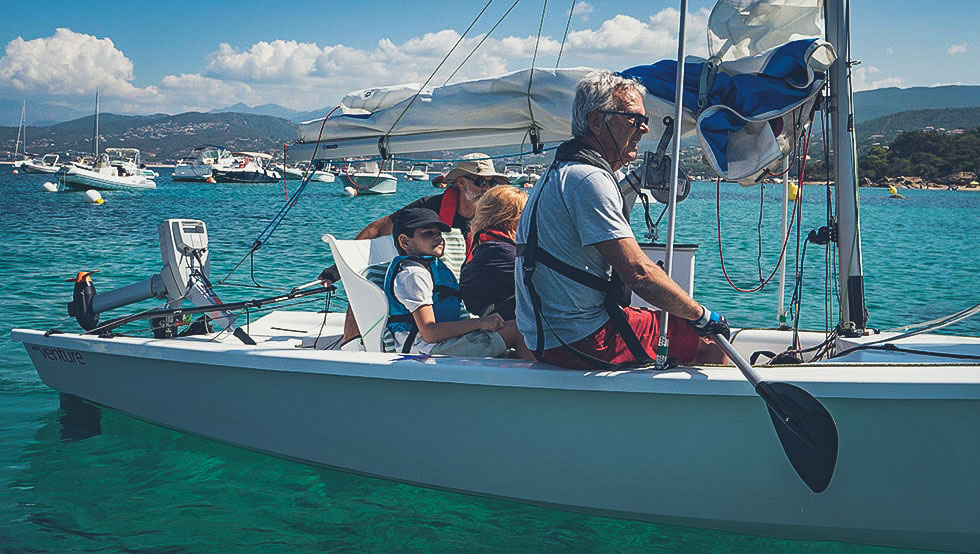 Initiation voile inclusive Mare Inseme Corse-du-Sud — film associatif Visualta