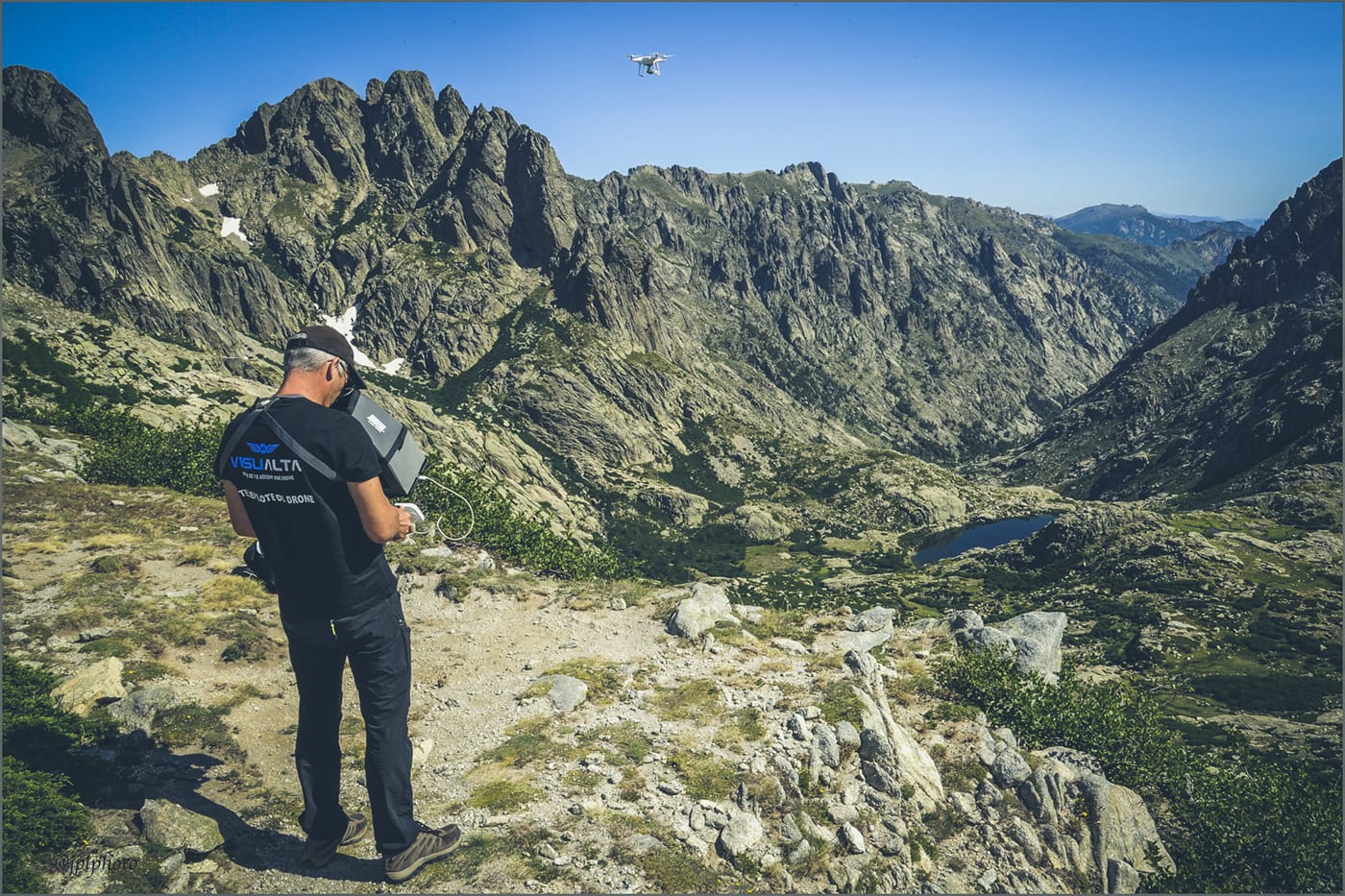 Tournage Restonica Trail Corse 2021 — équipe Visualta drone DJI Inspire 2 sommets